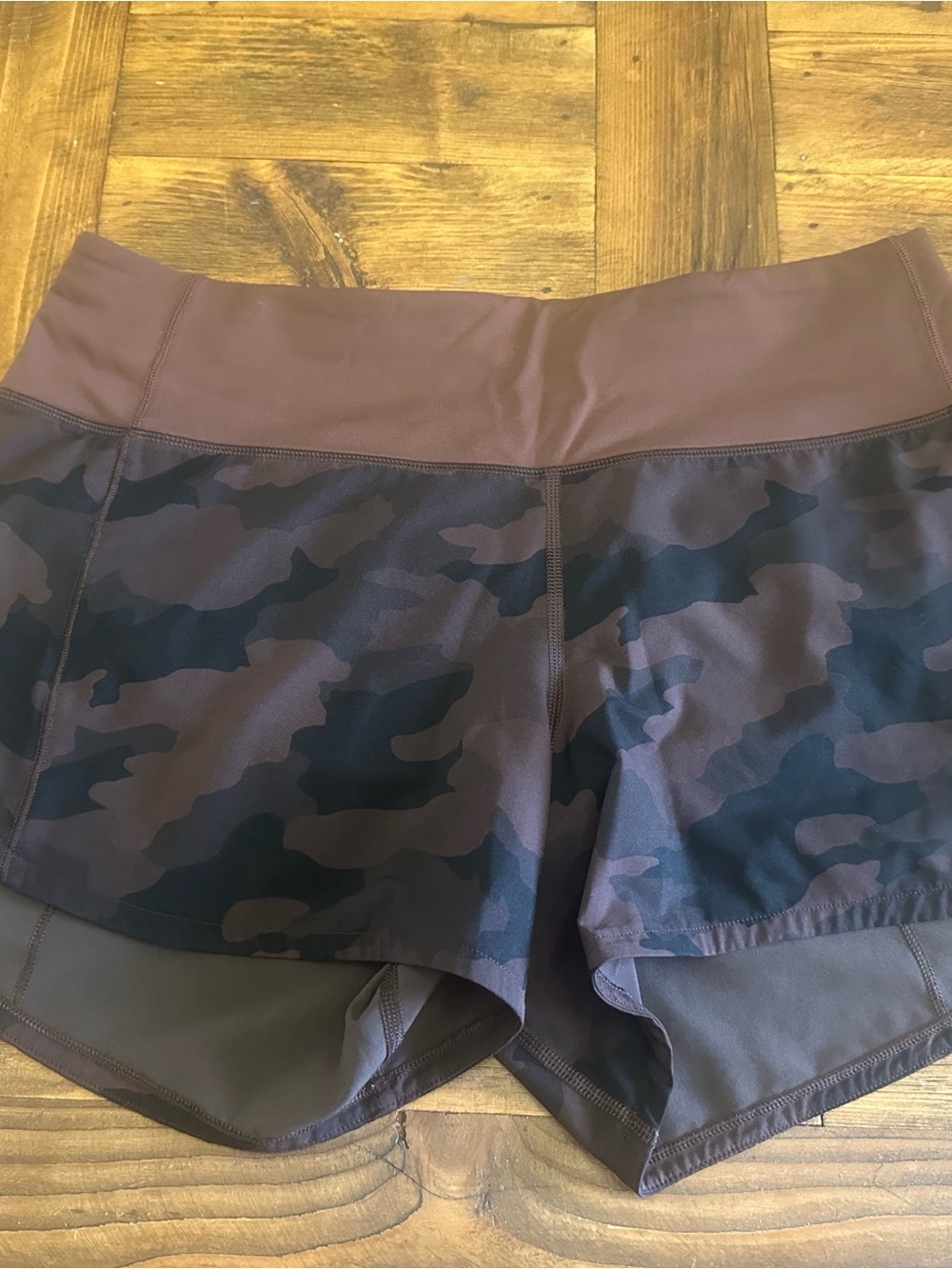 lululemon speed up high waisted 4in Women’s Brown and Black Camo Athletic Shorts